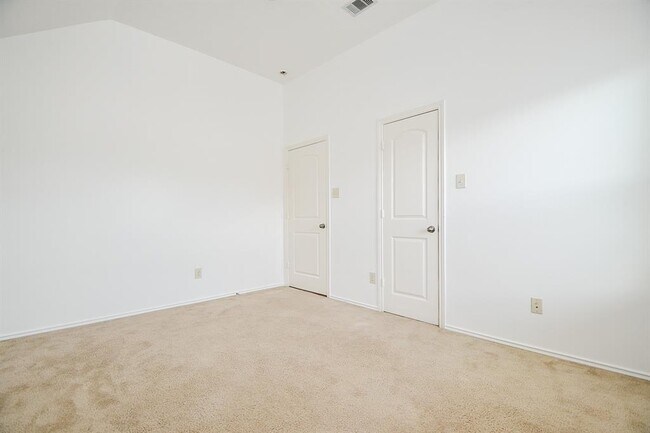 Building Photo - 11110 Oriole Creek Ln