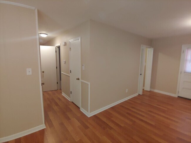 Building Photo - 1835 Portland Avenue