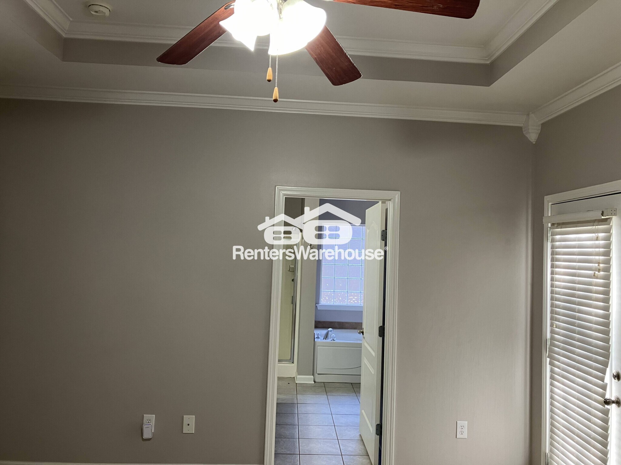 Building Photo - 261 Oxmoor Pl