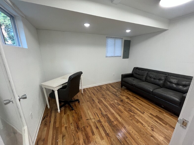 Building Photo - 3308 Benton Blvd