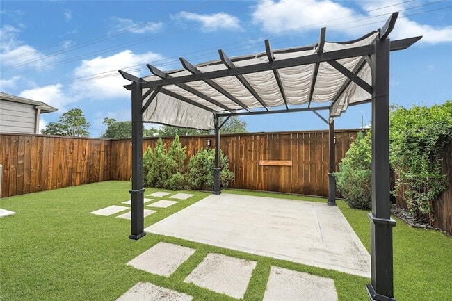 Building Photo - 1909 Monaco Memorial Ln