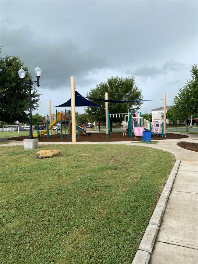 Building Photo - 13033 Jelly Palm Trail