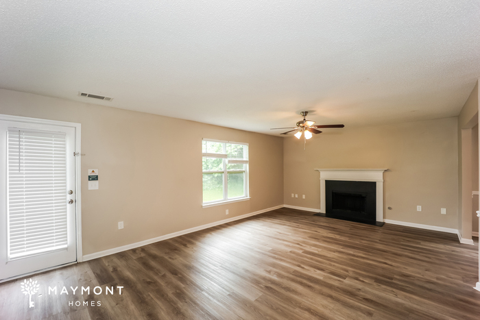 Building Photo - 3034 Summer Breeze Dr