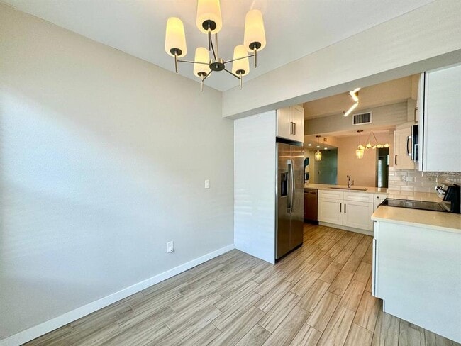 Building Photo - 4811 Bayshore Blvd