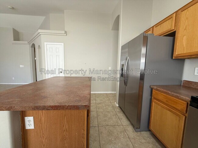 Building Photo - 11728 W Avenida Del Sol