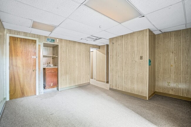 Building Photo - 11 Elmwood Ave