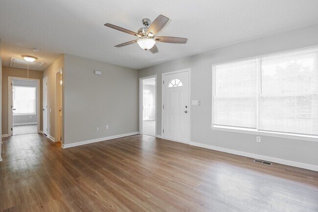 Building Photo - Charming 3-Bedroom Home in Greenville, SC