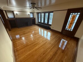 Building Photo - 2628-2630 N 48th St,