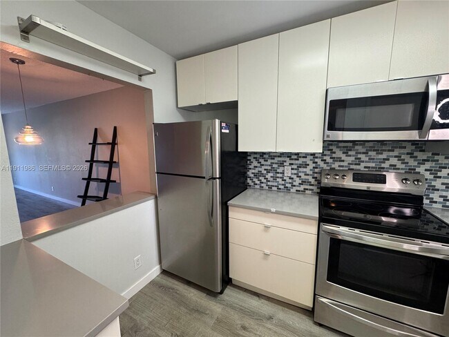 Building Photo - 1752 NW 3rd Terrace