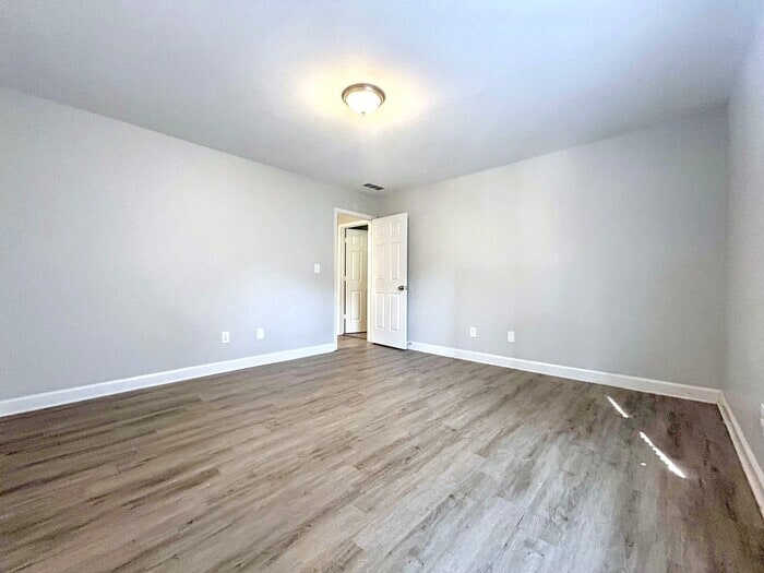 Building Photo - 992 Sims Ave NW