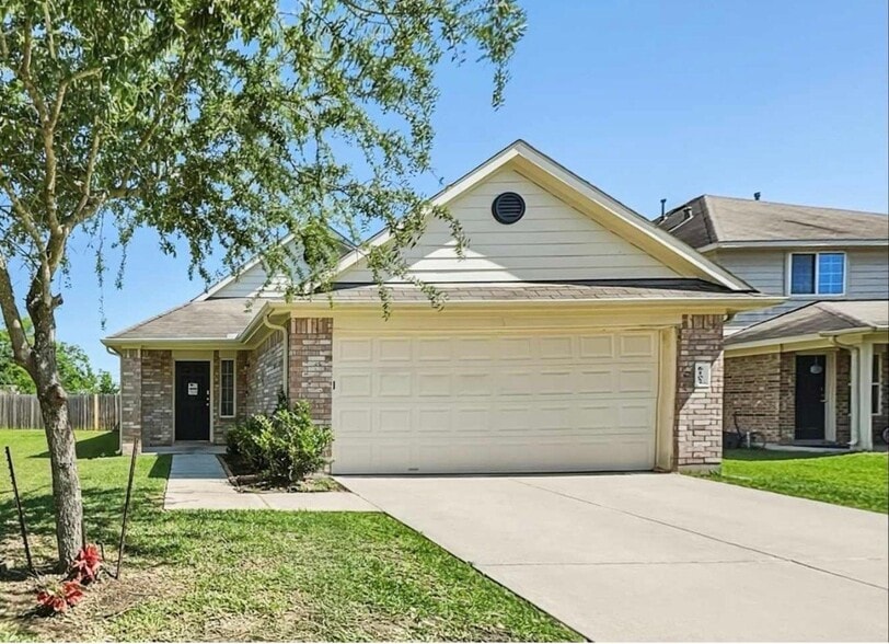 Building Photo - 6107 El Granate Dr