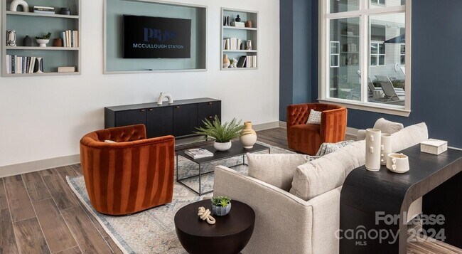 Building Photo - 8424 N Tryon St