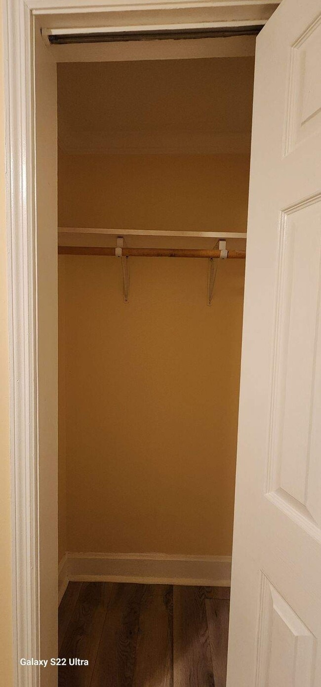 Building Photo - 25 Norton St