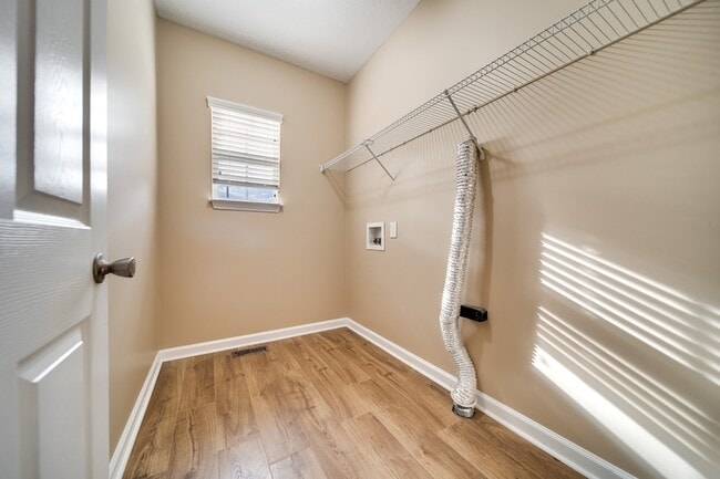 Building Photo - 107 Havenwood Ct