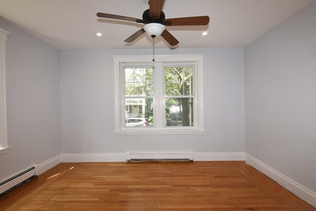 Building Photo - 218 Wachusett St