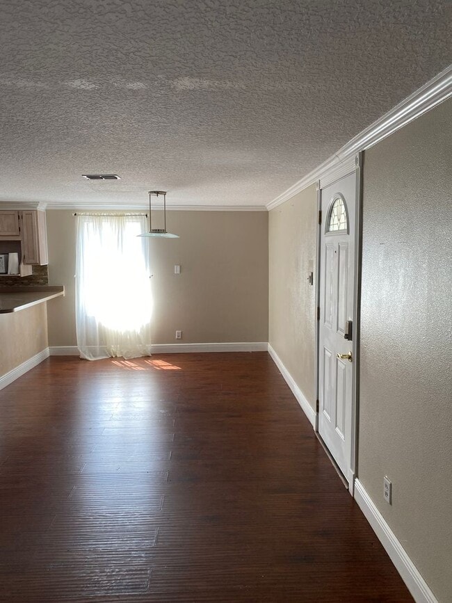 Building Photo - 313 S Observatory Dr
