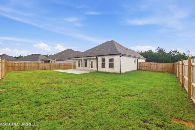 Building Photo - 15065 High Point Dr