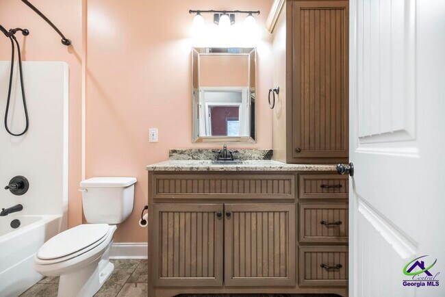 Building Photo - 107 Grand View Ave