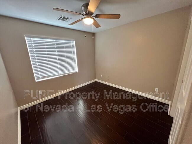 Building Photo - 5308 Las Cruces Heights St