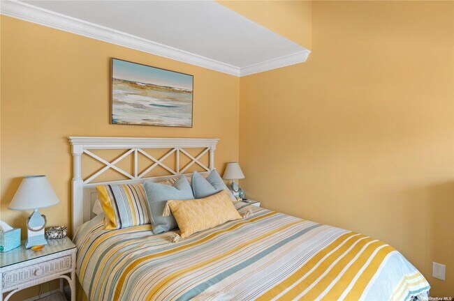 Building Photo - 672 Ocean Breeze