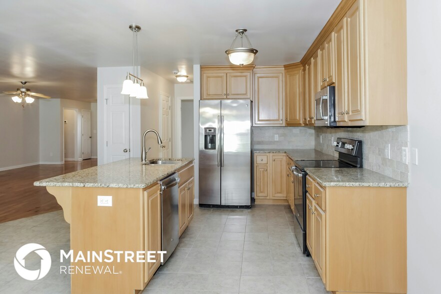Building Photo - 102 Harness Dr