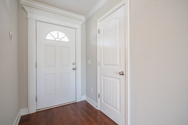 Building Photo - 141 Powers Dr