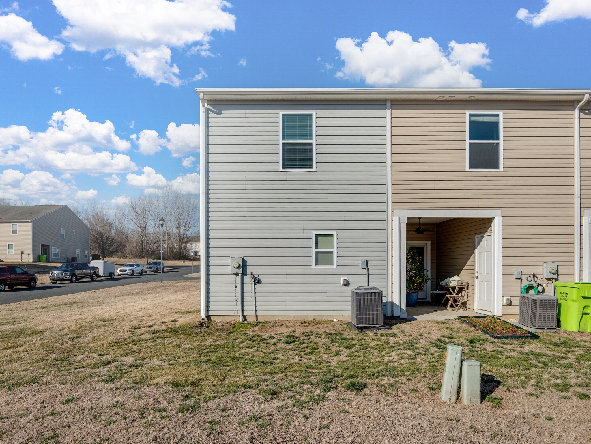 Building Photo - 608 Cahill Ln