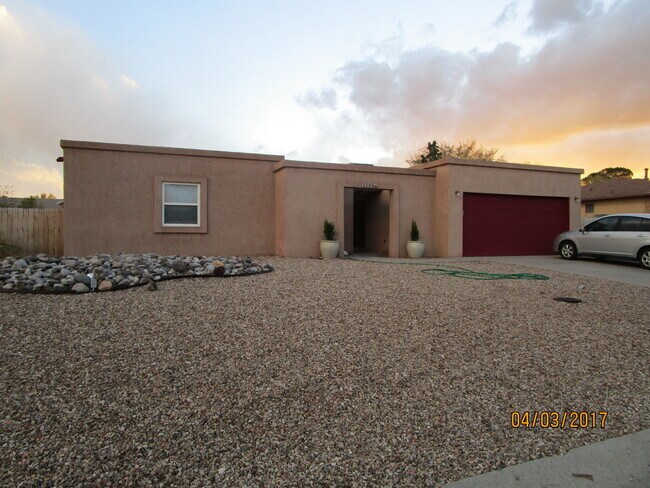 Primary Photo - Rio Rancho 3-4 BR 1915 SF 2B 2CG