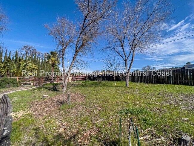 Building Photo - 9393 Eagle Vista Way
