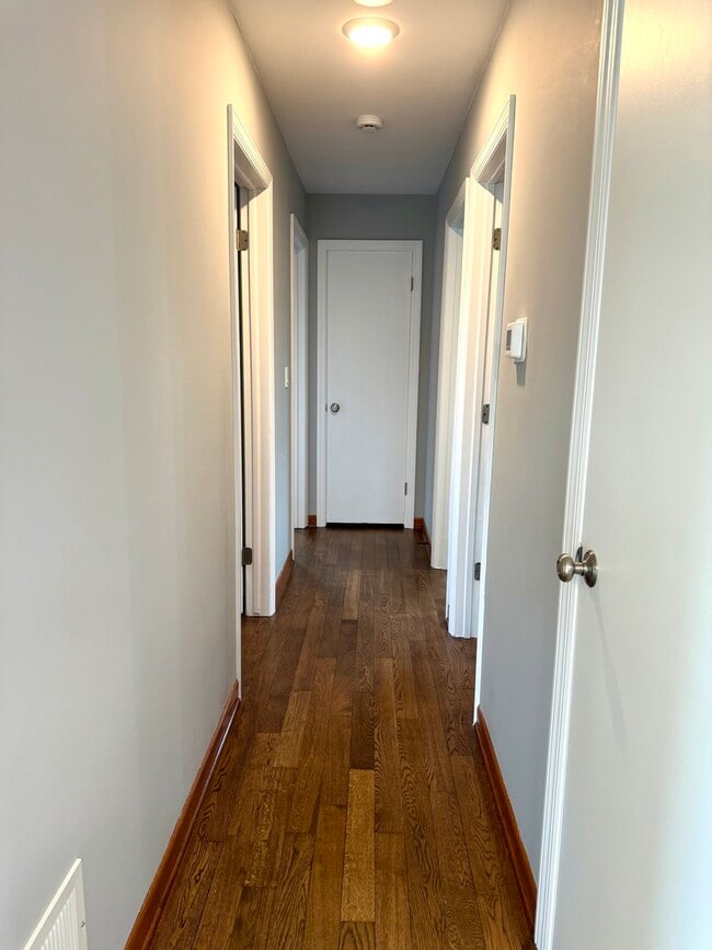 Building Photo - 267 N Idlewild Ave