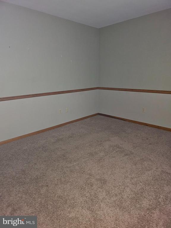 Building Photo - 615 Villa Ave