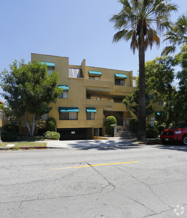 Building Photo - Louise Apartments