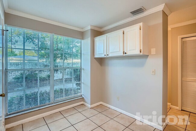 Building Photo - 1844 Mill Run Cir