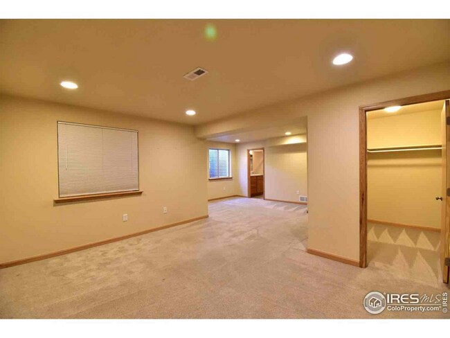 Building Photo - 1301 Silk Oak Dr