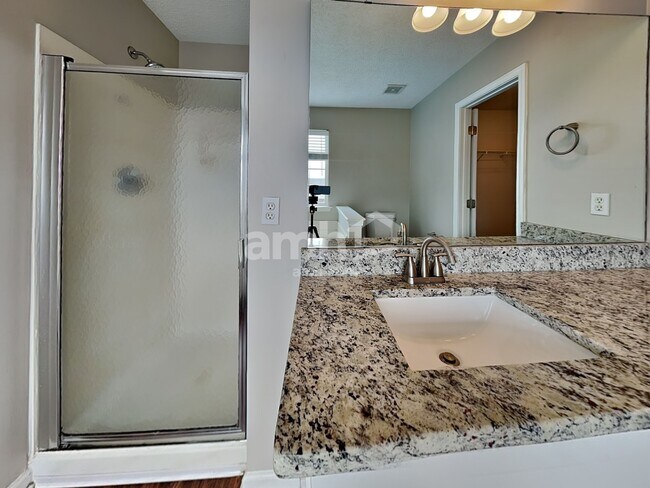 Building Photo - 1 Planters Grove Dr