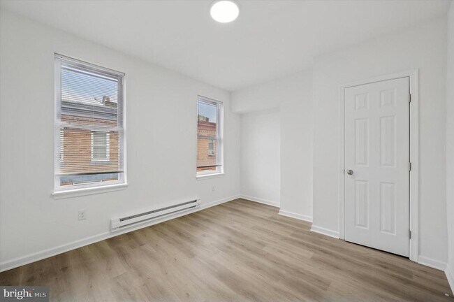 Building Photo - 4453 N Gratz St