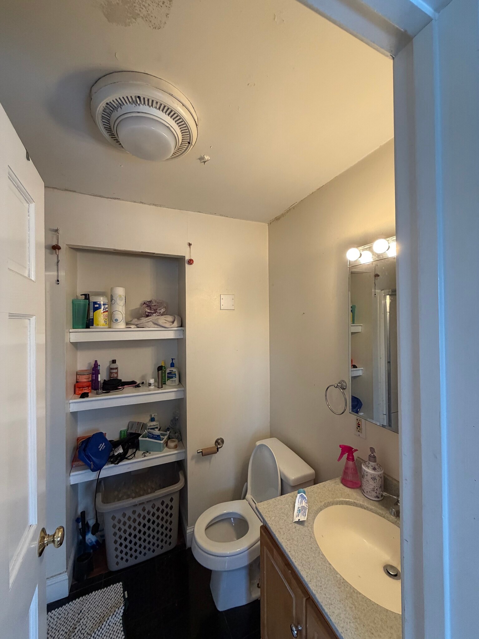 Building Photo - 62 Ridgemont St