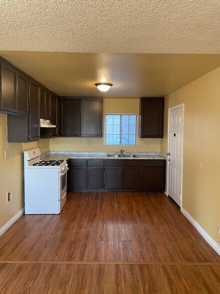 Building Photo - 11109 S Broadway