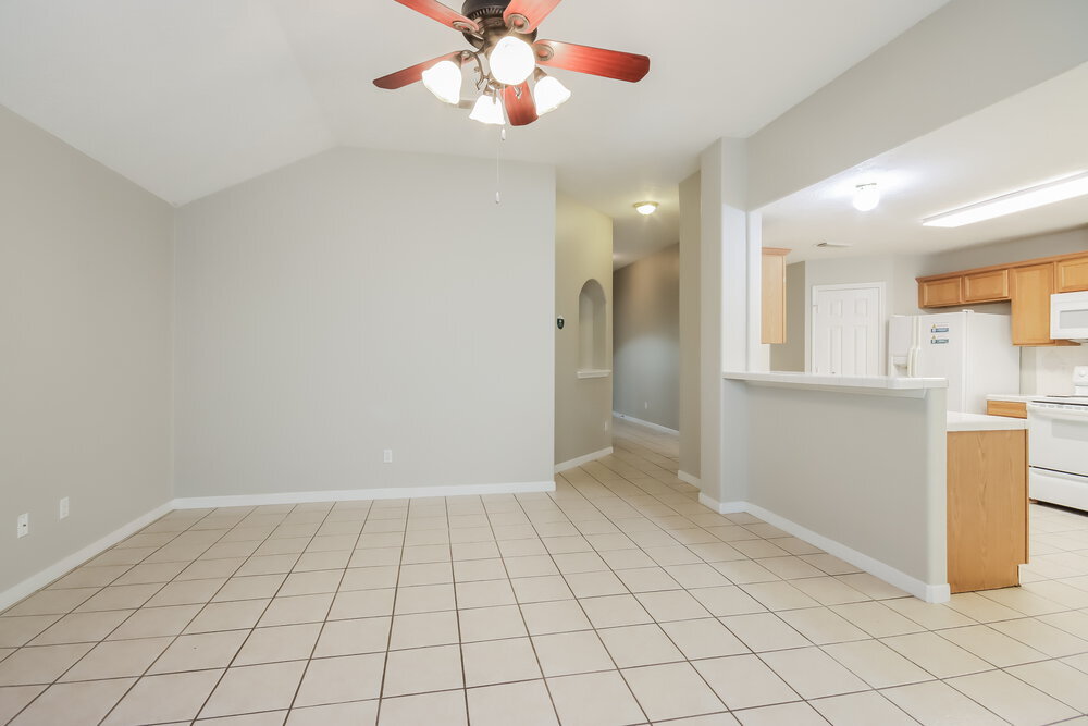 Building Photo - 16901 Canary St