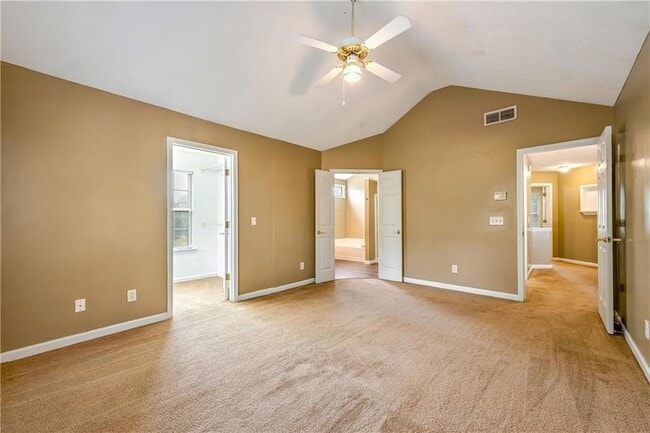Building Photo - 4392 Windmoor Dr NW