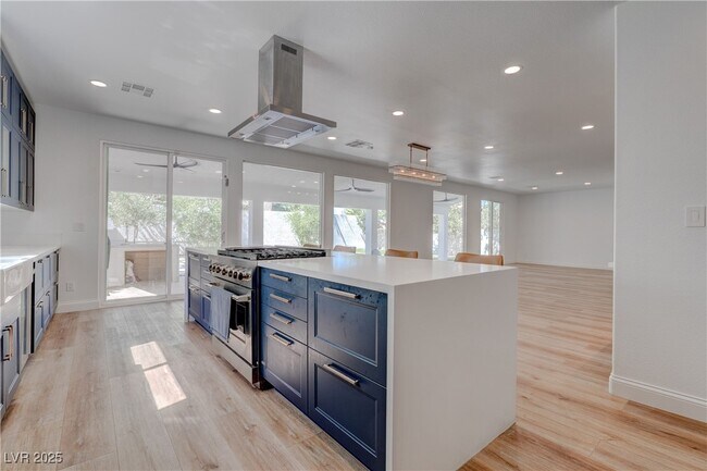 Building Photo - 10018 Twilight Canyon Ct