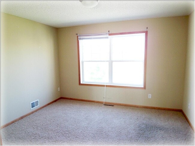 Building Photo - 16601 50th Ct N