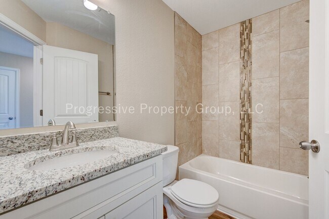 Building Photo - Beautiful 3-Bed, 2.5-Bath Villa in Northga...