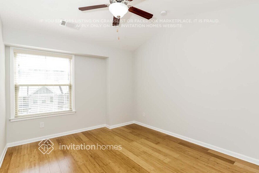 Building Photo - 3099 Hallmark Ln NE