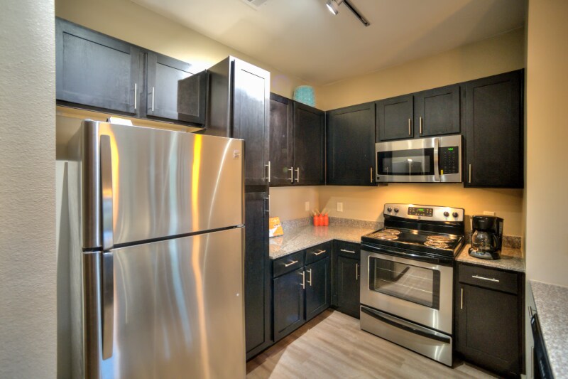 Building Photo - 6520 Jamail Dr