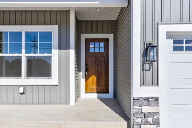 Building Photo - 11948 Smithfied drive