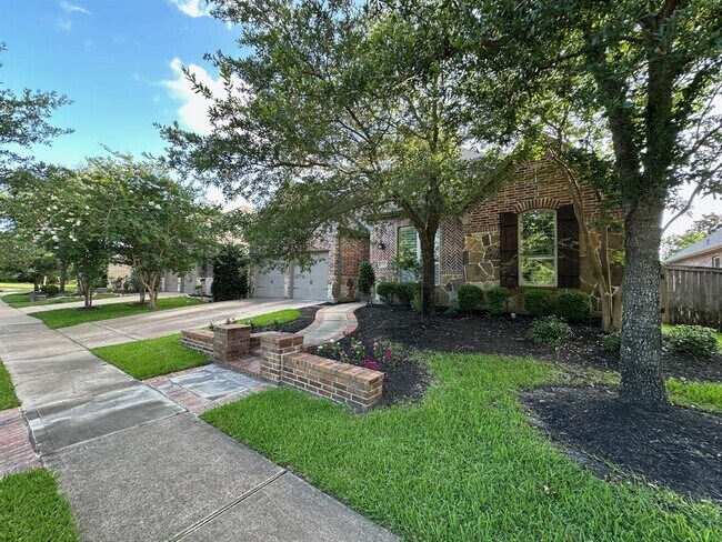 Building Photo - 19506 Star Haven Dr