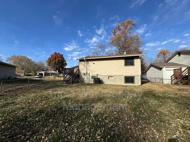 Building Photo - 1464 Monopoly Dr