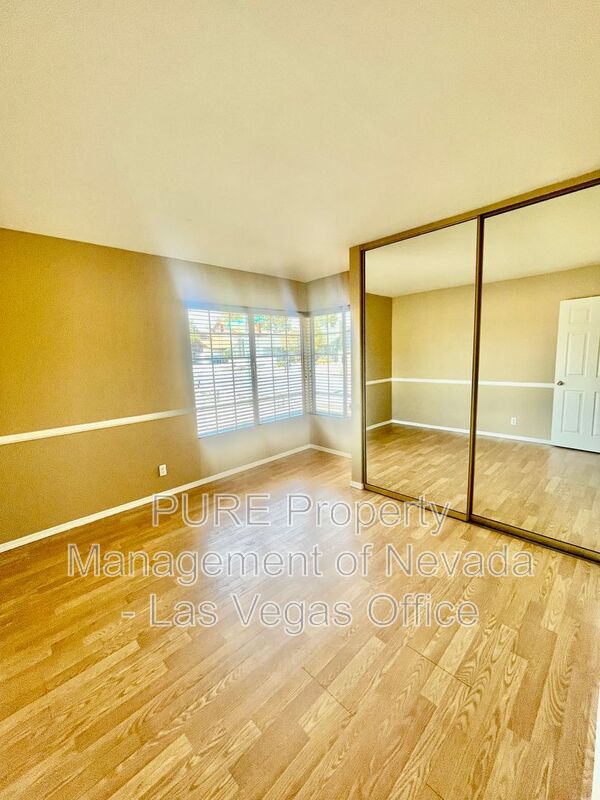 Building Photo - 6649 Wayburn Way