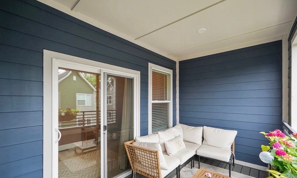 Building Photo - 2125 Coretta Way